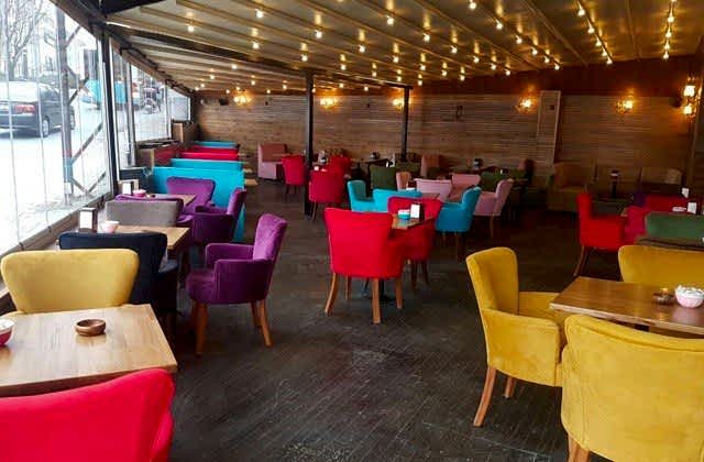 Yerinde Buharlı Cafe Koltuk Yıkama