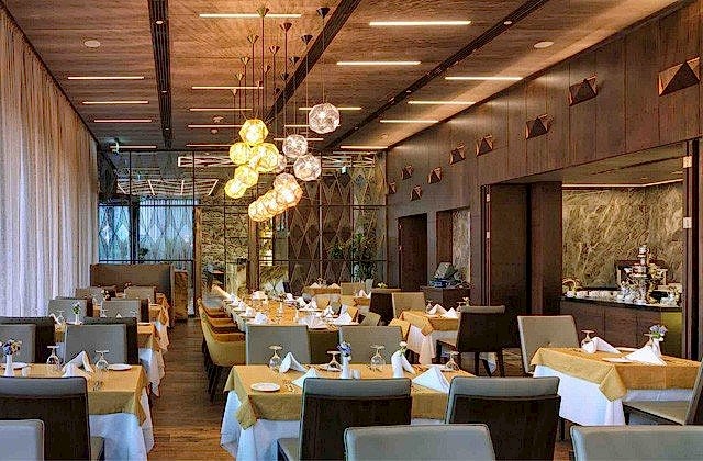 Yerinde Buharlı Restoran Koltuk Yıkama